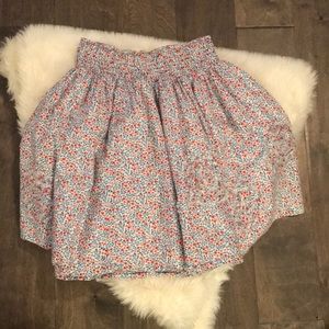 Girls flowered skirt.